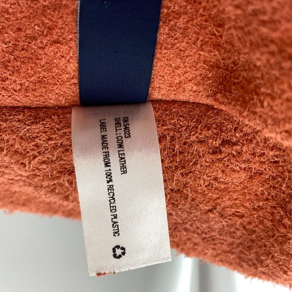 SOLD! GAP Leather Crossbody Purse - Picture 9 of 9